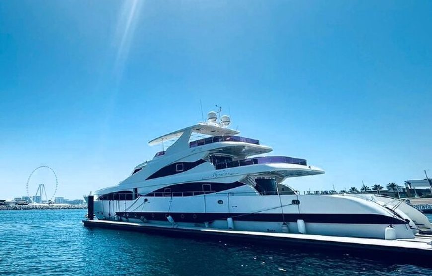 Dubai Harbour Super Yacht Experience with Live station & Drinks
