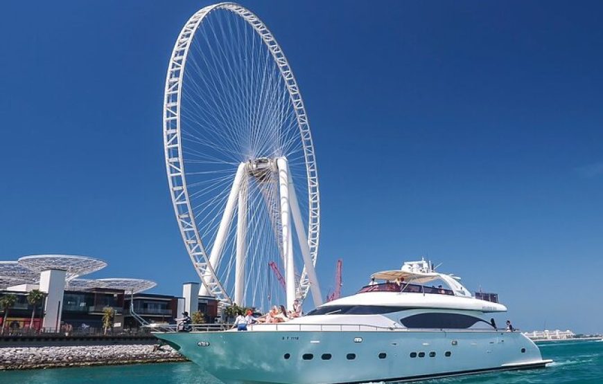 Dubai Marina Yacht Tour with Breakfast or BBQ